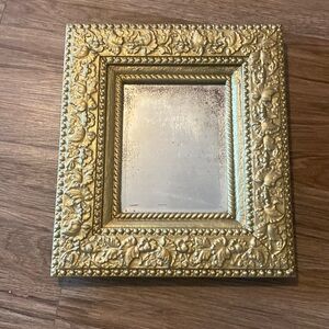 ❌sold❌ornate Gold painted wood carved mirror. 16x18 Vintorian French country